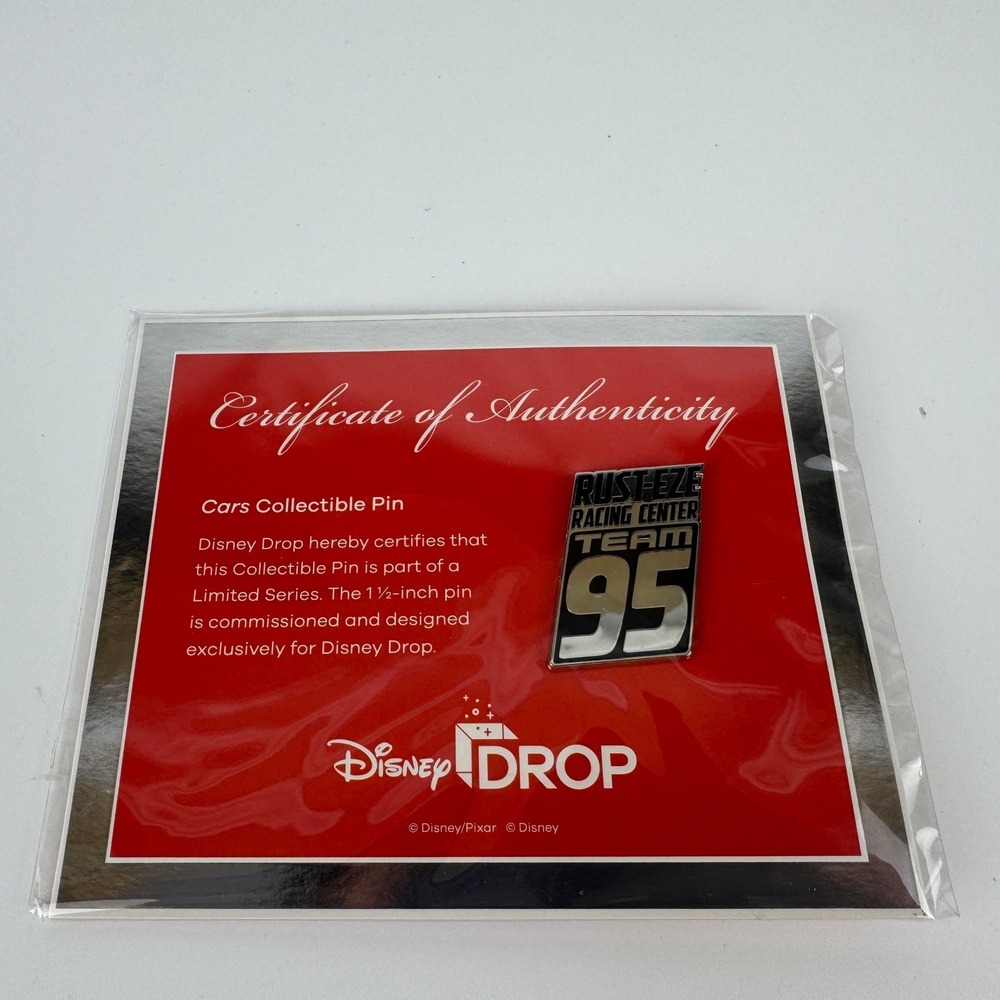 Disney Drop Cars Collectible Pin Rust-eze Racing Center Team 95 Limited Series‎